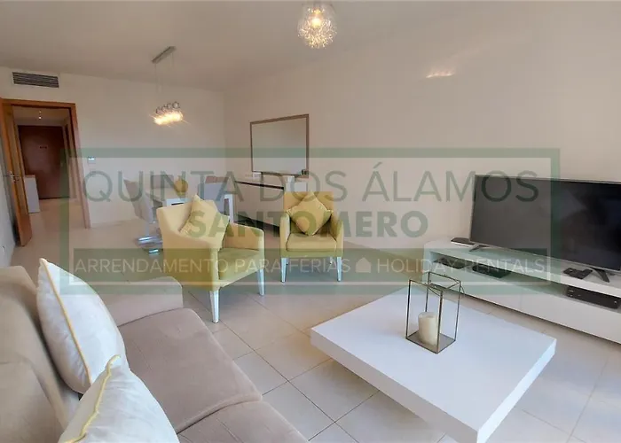 Ferienhaus Moradia Townhouse Rosal 2